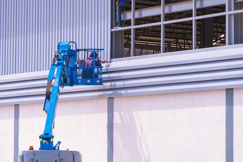 Moves easily around obstacles in tight spaces.